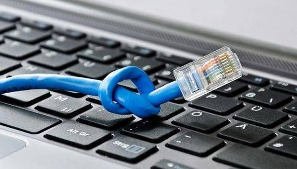 Причиной проблемы с интернетом стала кибератака