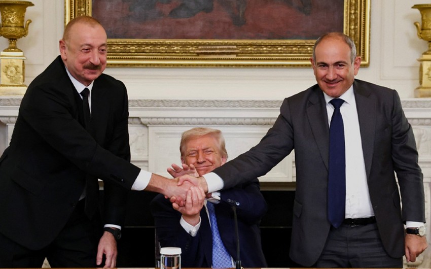 Ильхам Алиев, Дональд Трамп и Никол Пашинян подписали трехсторонний документ