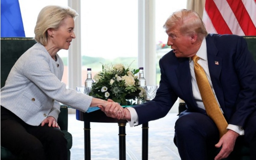Tramp Ursula Von der Leyen ilə Şotlandiyada Aİ ticarət sazişini elan etdi