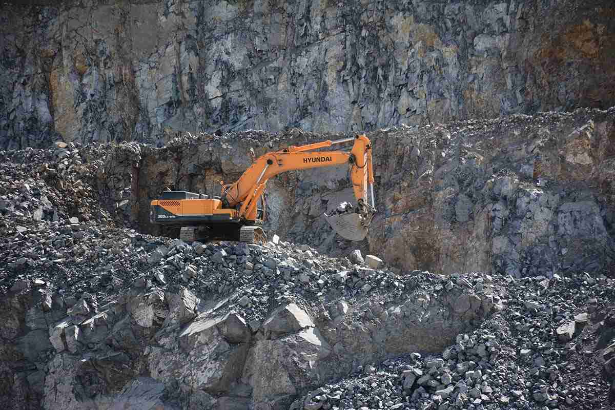 Anglo Asian Mining увеличила производство золота, меди и серебра в Азербайджане в первом полугодии