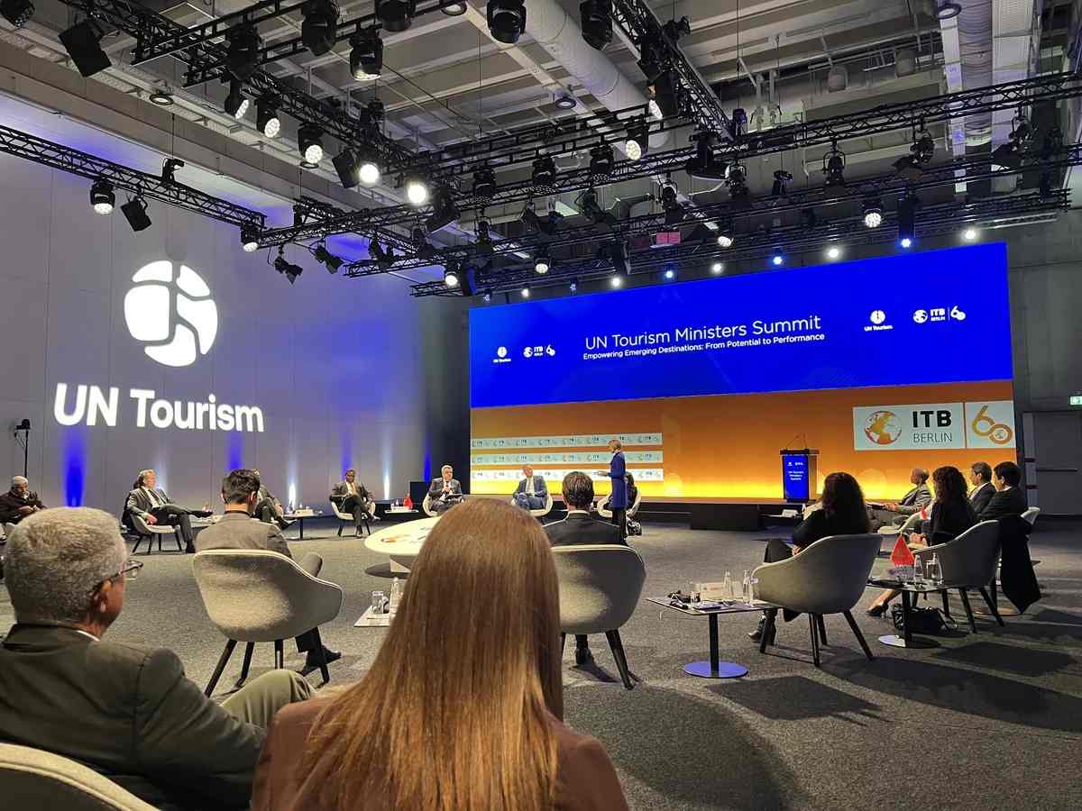 Azərbaycanın turizm potensialı Almaniyada nümayiş olunur