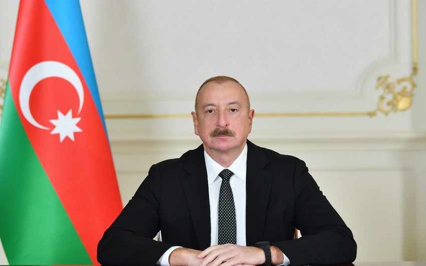 Президент Ильхам Алиев прибыл с визитом в Туркменистан