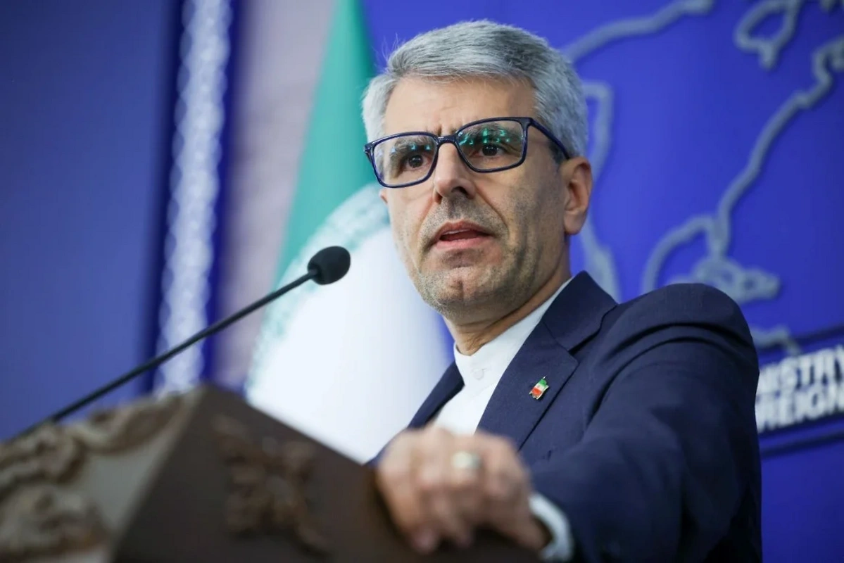 Каналы связи между Арагчи и представителем президента США открыты - Багаи