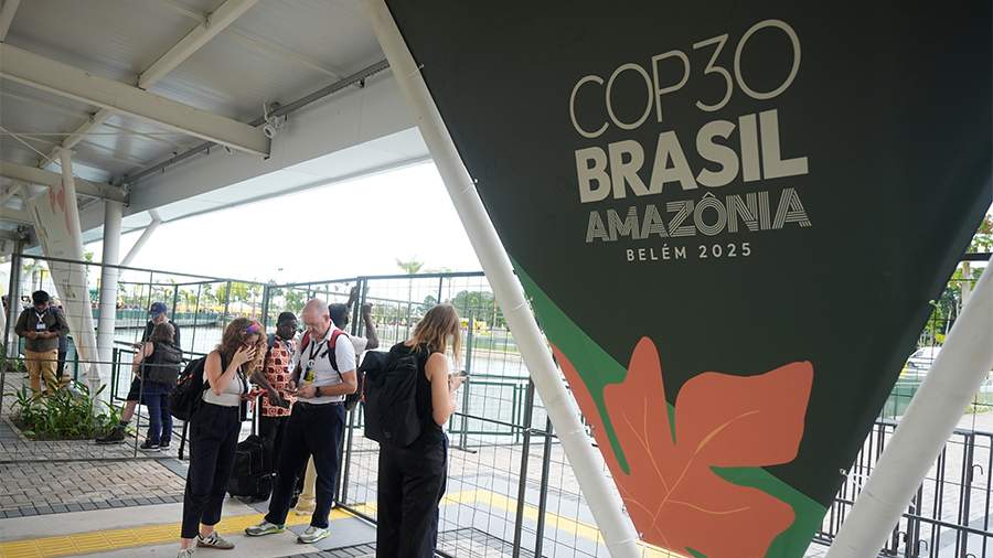 При пожаре на COP30 в Белене пострадали более 10 человек