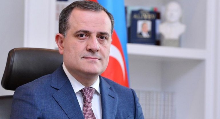 Ceyhun Bayramov Gürcüstana rəsmi səfərə yola düşüb