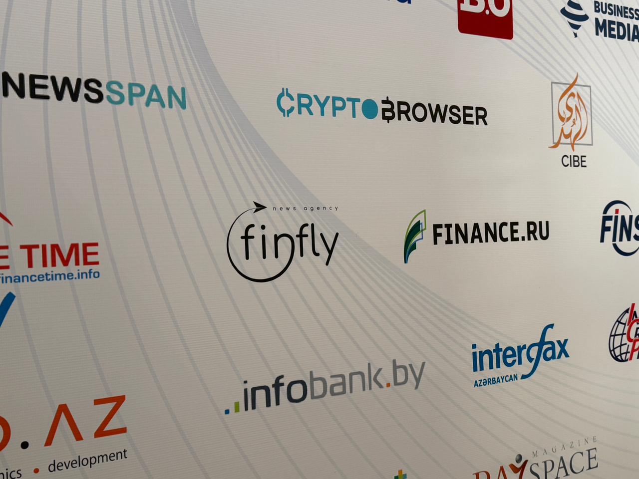 FinFly выступил медиапартнером прошедшего в Баку международного банковского форума