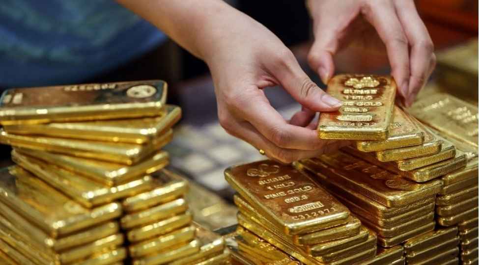 Золото подорожало