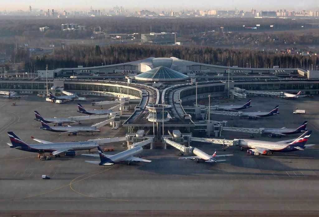 Пять аэропортов России приостановили работу