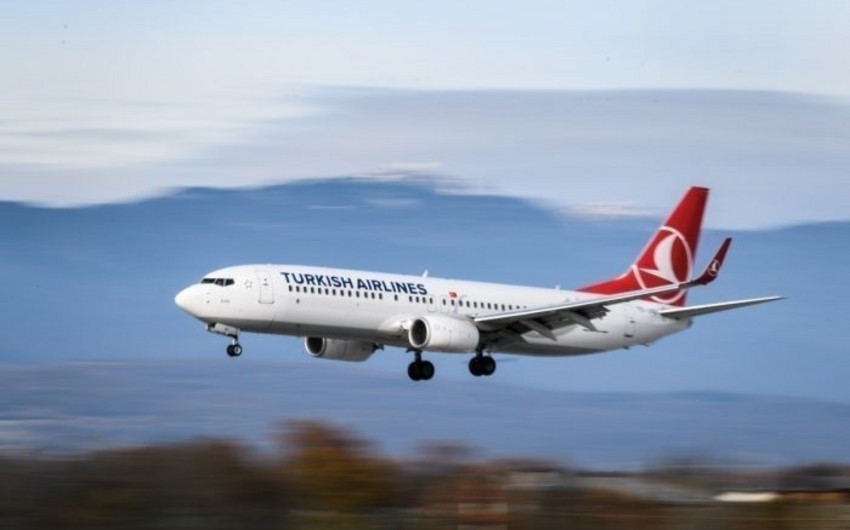 Turkish Airlines совершил вынужденную посадку в Баку