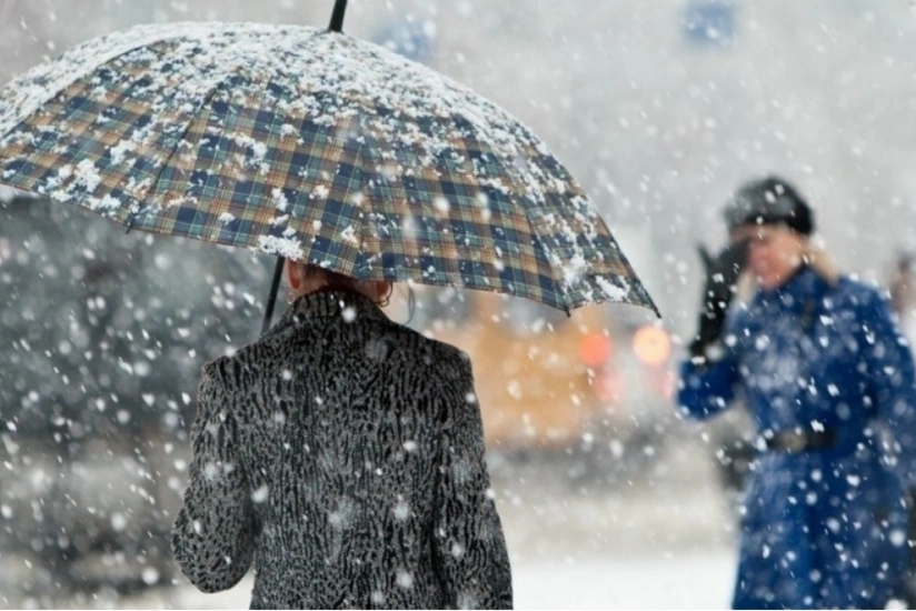 Sabah bəzi rayonlarda güclü külək əsəcək, qar yağacaq