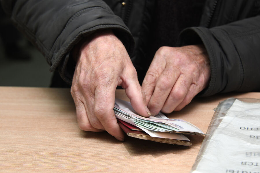 В Азербайджане повышается пенсионный возраст женщин