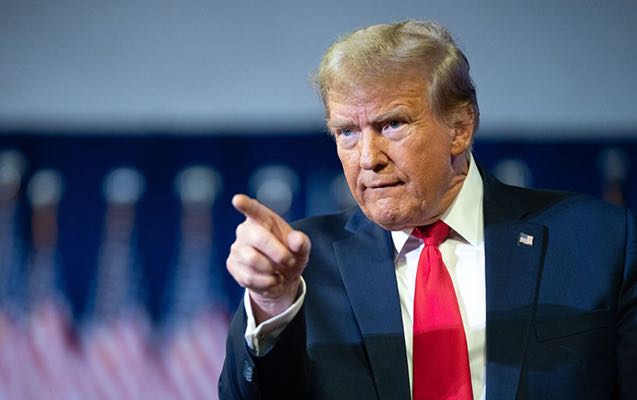 Трамп заявил, что Путин "играет с огнем"